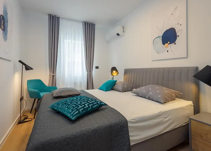 Cozy And Elegant
