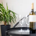 Cozy And Elegant شقة بولا