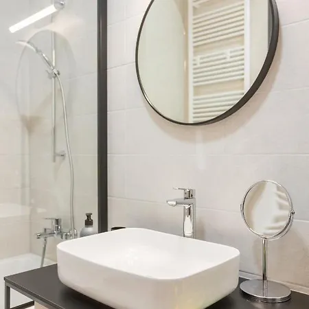 Cozy And Elegant Appartamento