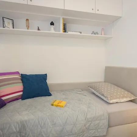 Cozy And Elegant Apartment *
