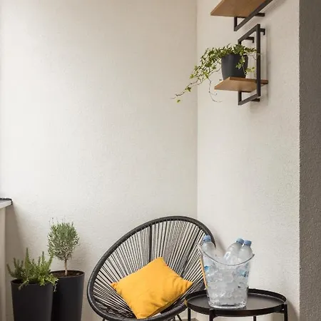 Cozy And Elegant Апартаменти *