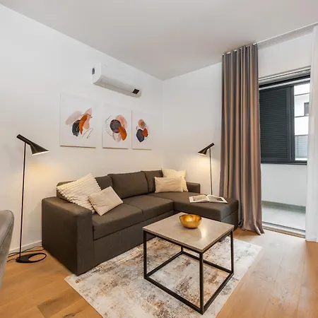 Cozy And Elegant * بولا